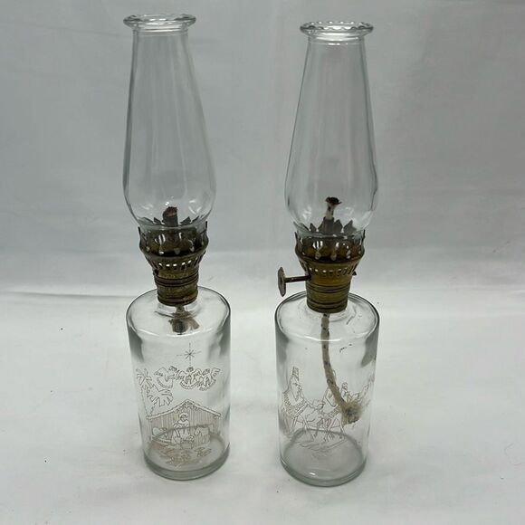 Set of Two Vintage Miniature Christmas Oil Lamps - Picture 1 of 8